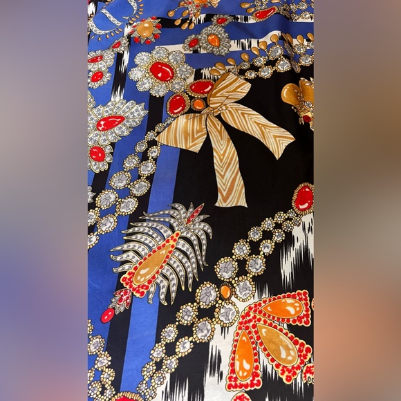 Christian Dior Jeweled Scarf. 100% Silk. Hand Rolled. Multicolor. Made in Italy. - Picture 9 of 13